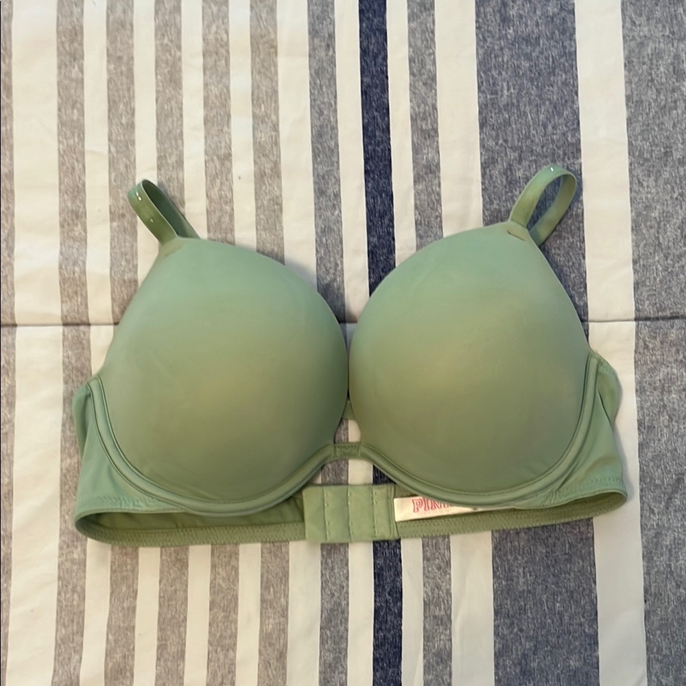 PINK Victoria's Secret Green Underwire Bra Smooth Molded Cups,Comfortable Style